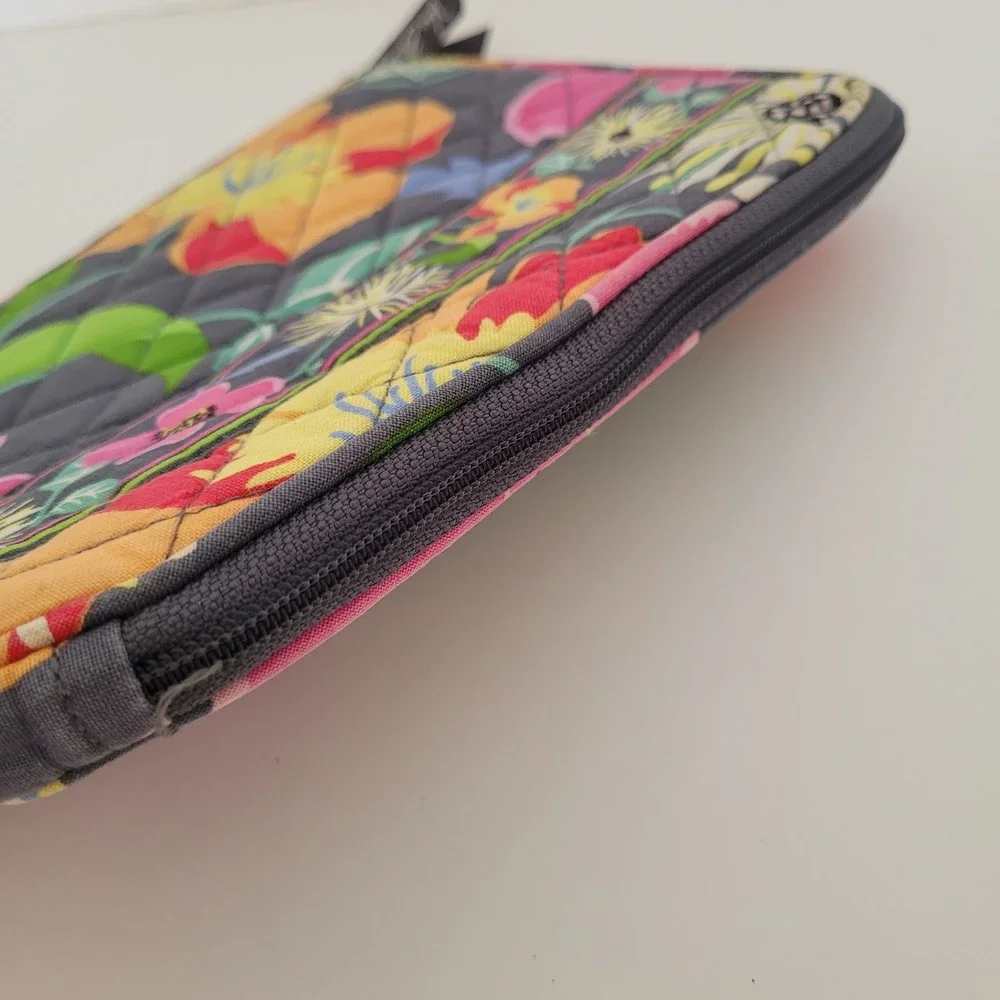 Vera Bradley Sun Valley Quilted Floral Pouch Tech Case Gray Pink Orange 8.5x6